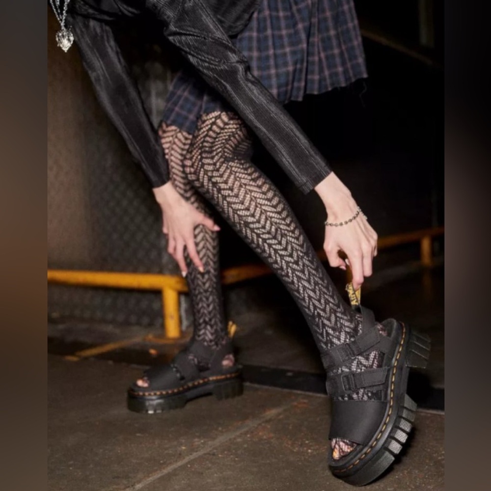 Dr. Martens Ricki Leather 3-Strap Platform Sandals Black Size UK 5‎ EU 39 US 7